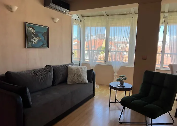 Apartment Raya